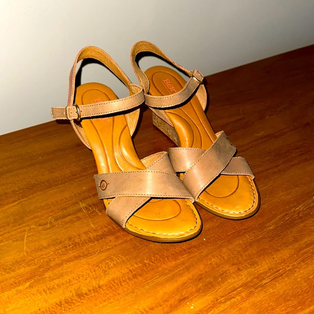 Born tan cork wedge sandal size 9